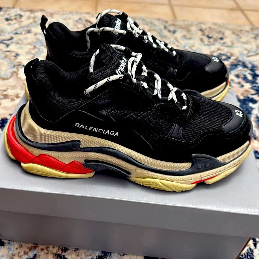 Balenciaga Shoes Black  Size 105  43 Brand New